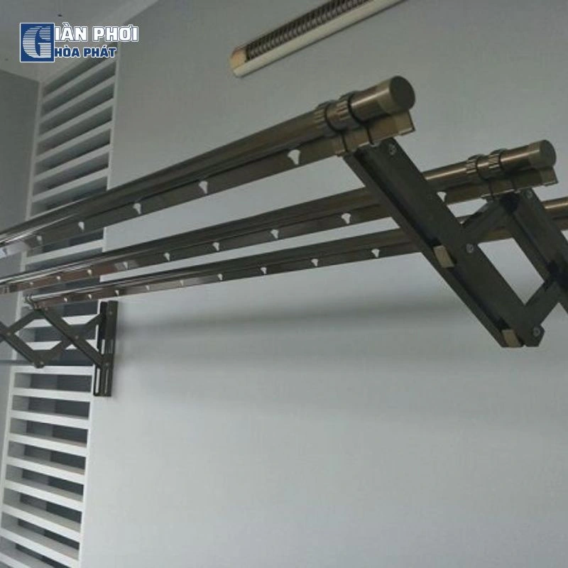 giàn phơi gắn tường Duy Lợi
